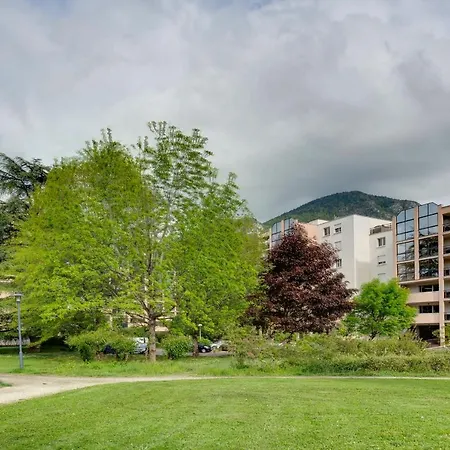 Apartment The Parc Des Raisses - T2 For 4 People *