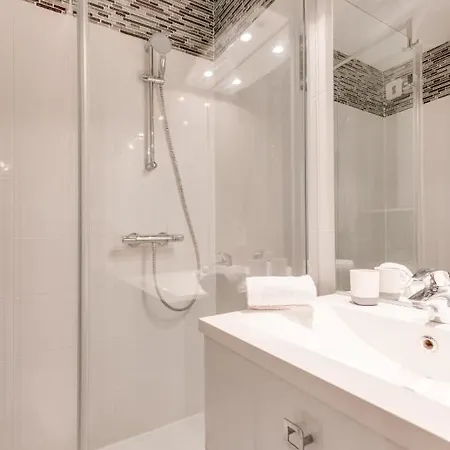 Apartment The Parc Des Raisses - T2 For 4 People *